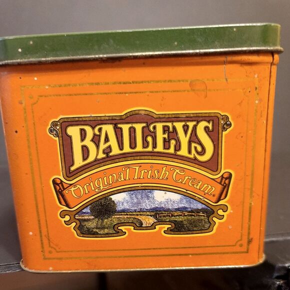 Baileys Original Irish Cream Vintage Tin Container Box Green Made in England - Picture 5 of 11